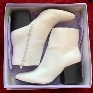 Steve Madden ‘Madden Girl’ White Aaden Booties